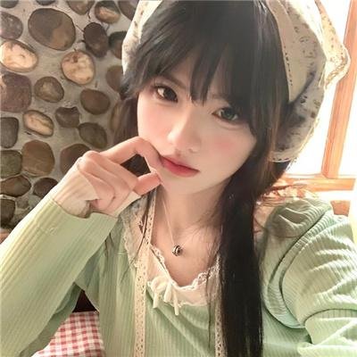 我才不要和人类恋爱呢